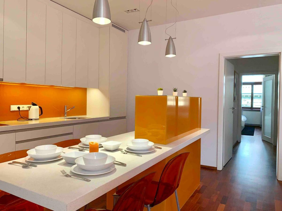 Luxury Apartment In The Center Of Praga Esterno foto